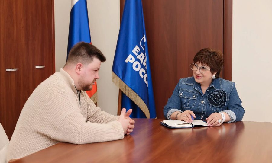 Ольга Хохлова встретилась с ветераном СВО, участником программы «Герои-33»