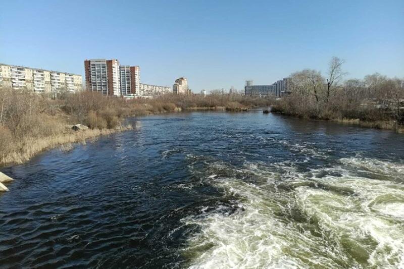    Минэкологии. Река Миасс на выходе из Шершневского водохранилища