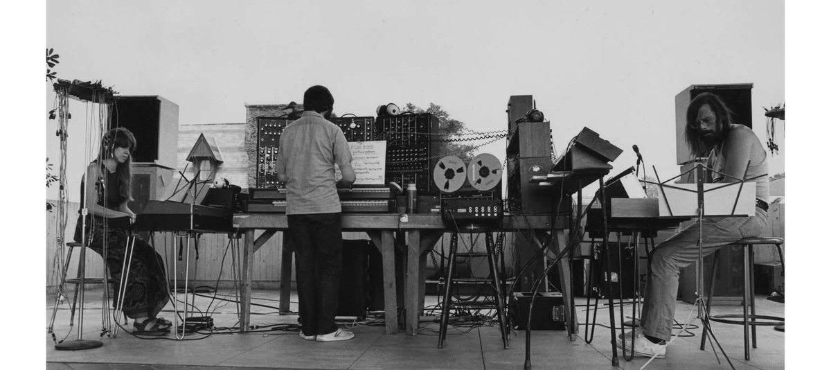 Нью-Йорк. Одна из экспериментальных групп, работающая в стиле Illbient.