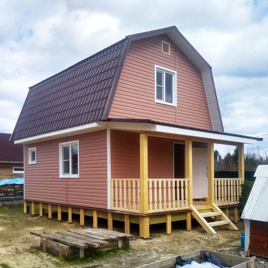 Дом в поселке Новинка