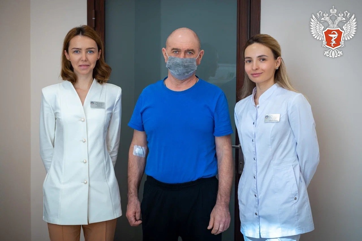    Первый пациент, получивший новую вакцину