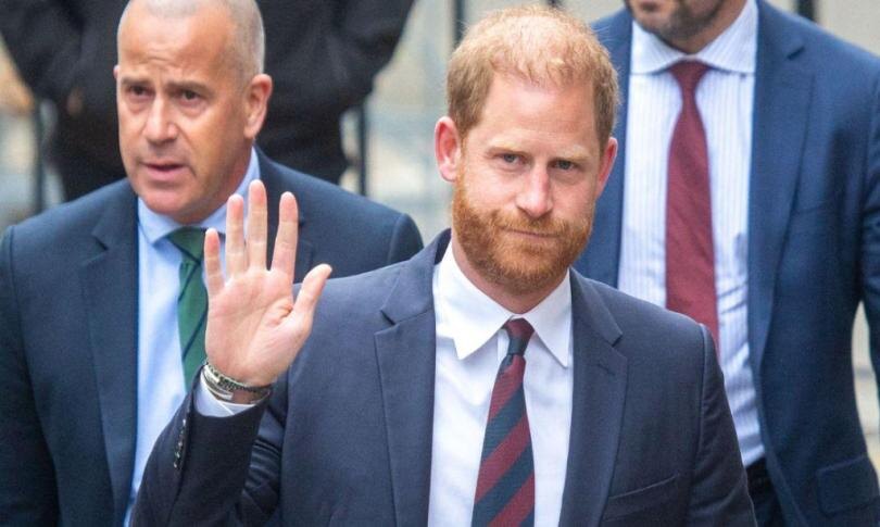    Источник: MEGA | На суде по делу принца Гарри показали его старые флиртующие сообщения журналистке