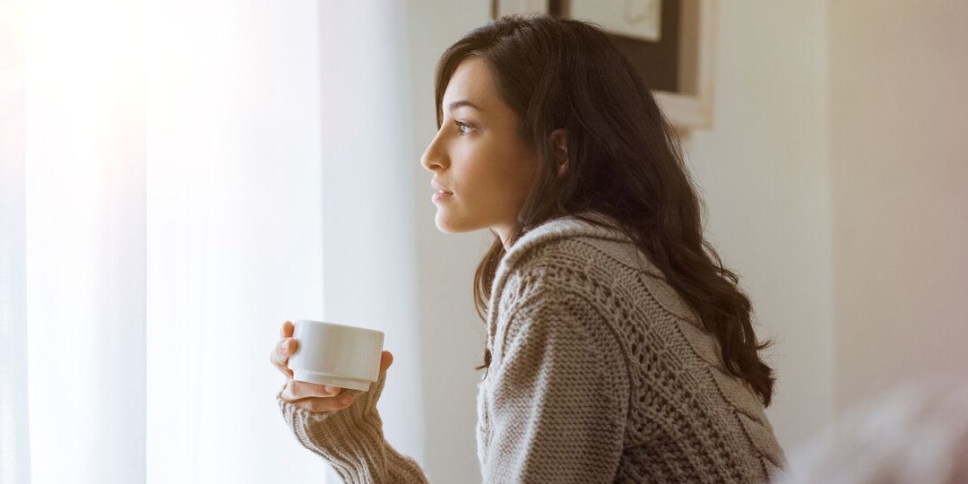 – Разве муж не рассказал тебе о продаже моего дома? – улыбаюсь любовнице