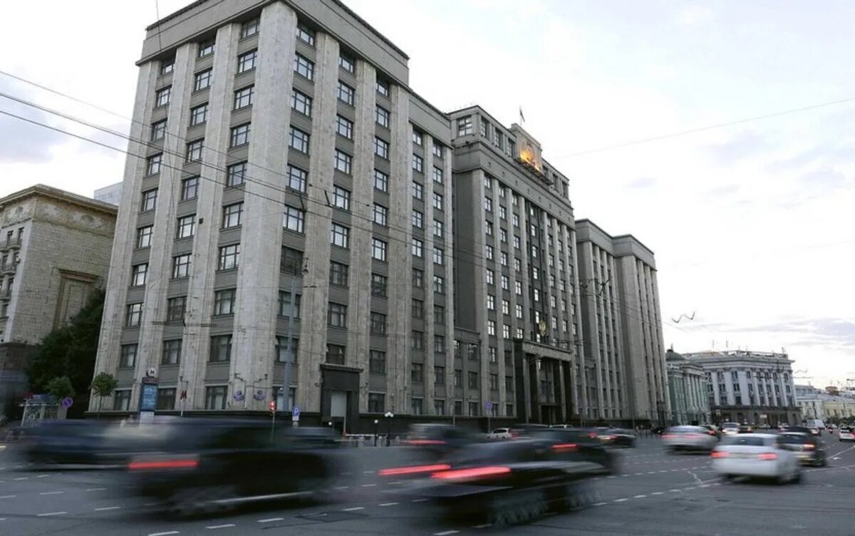    Законопроект о выдворении иностранцев за экстремистские нарушения рассмотрит Госдума