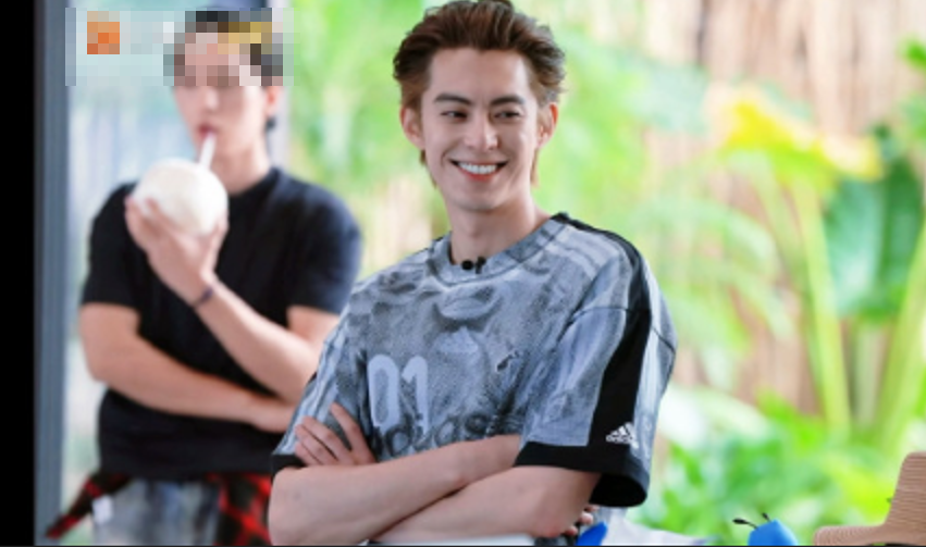 Китайский актер Ван Хэди (Дилан Ван)