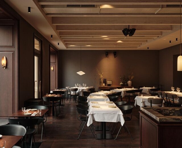 Креветки Розенберга, каталонская колбаса бутифарра и работы топорописца: каким получился новый ресторан Baski & Monegaski