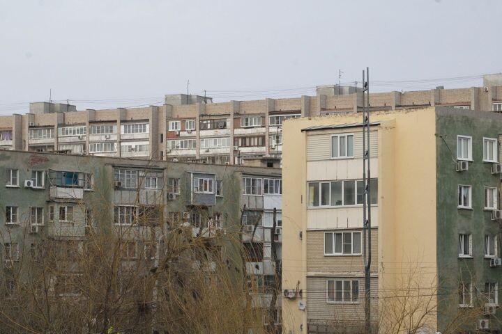 Глава Астрахани ответил на вопрос, почему не отключают отопление