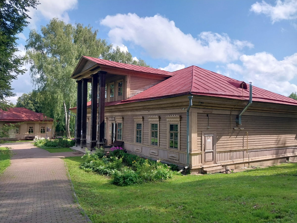 Школа и интернат