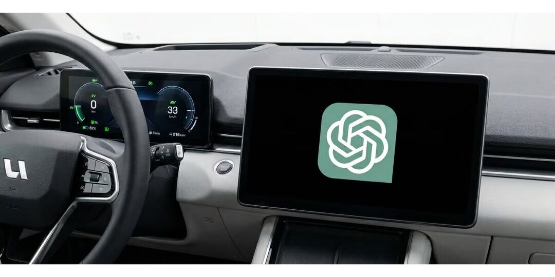 Теперь вы можете общаться с ChatGPT через Apple CarPlay