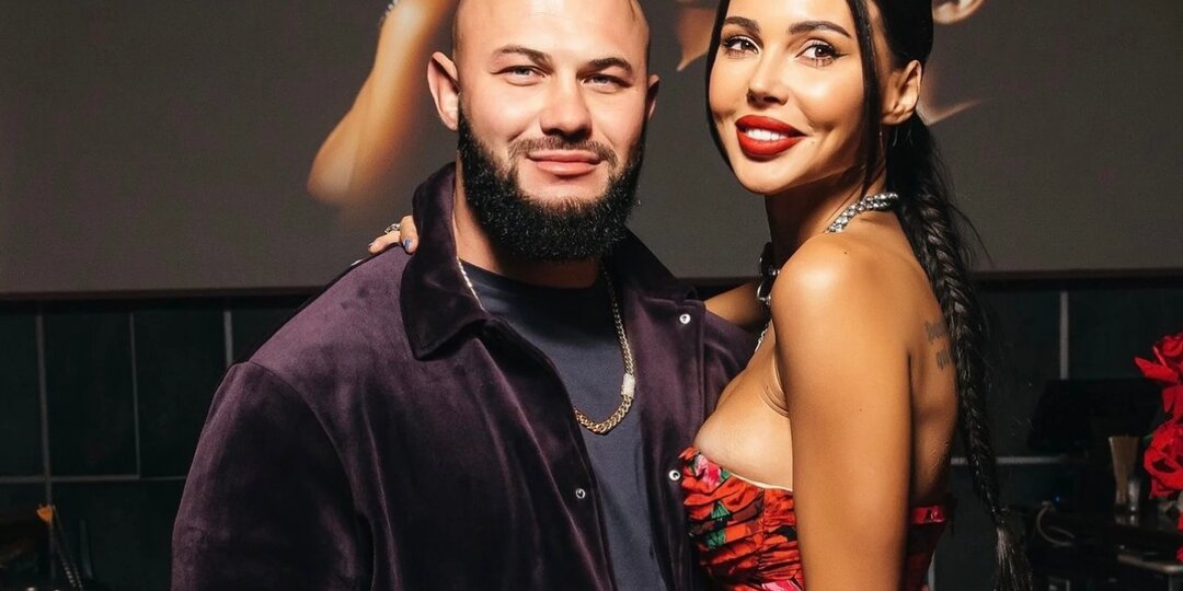 Блогерша Оксана Самойлова добровольно отдала половину имущества бывшему мужу, рэп-исполнителю Джигану