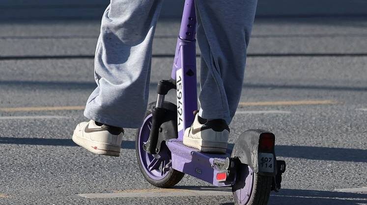    ТАСС Автор: Донат Сорокин Открытие сезона электросамокатов в Екатеринбурге