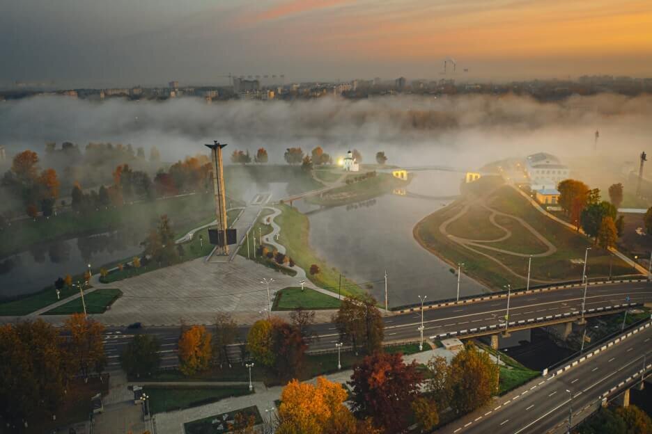 Любимая Тверь. Утренний туман на площади Победы. Яндекс.Картинки