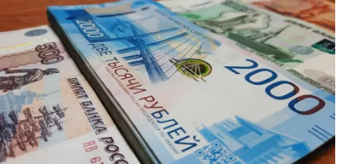 В ЦБ отвели наличным и банковским картам пять лет: как и чем будем платить