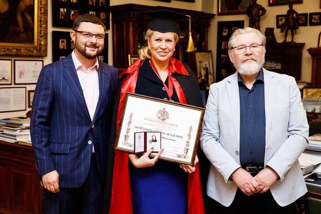 Между нами - академиками. Фото Яндекс.Картинки. 