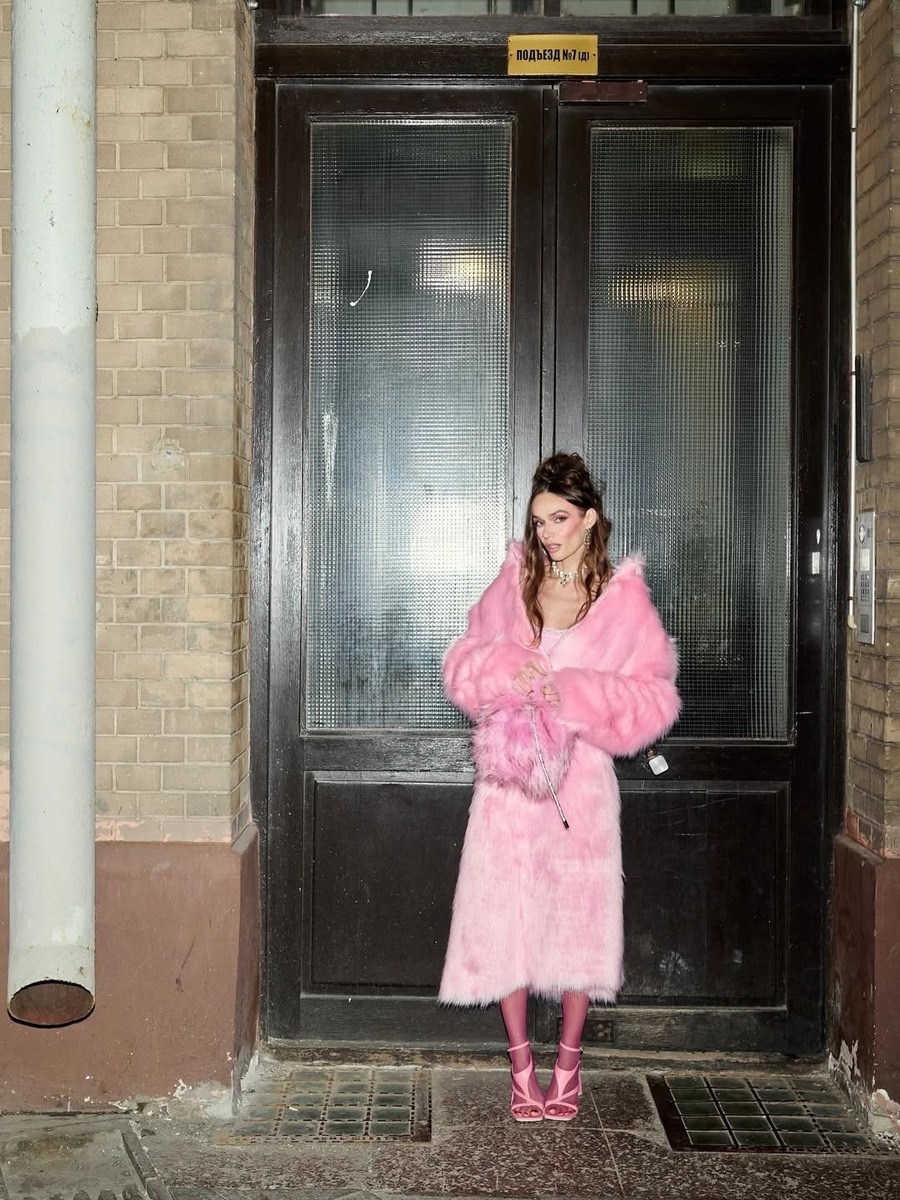 Листайте вправо, чтобы увидеть больше изображений