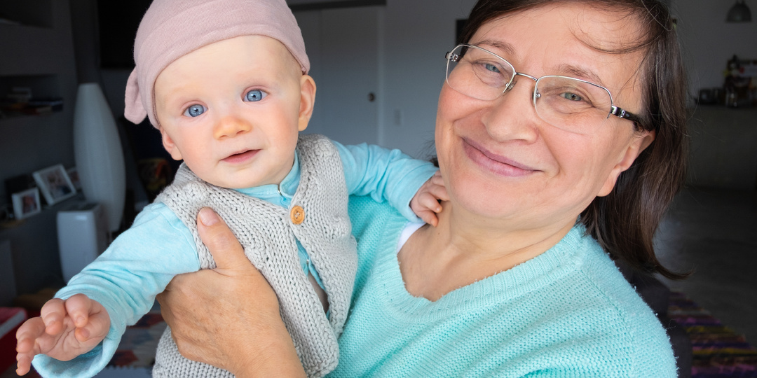 — У тебя пенсия и зарплата, хватит жмотиться, — зло сказала дочь. — Это было твое решение!