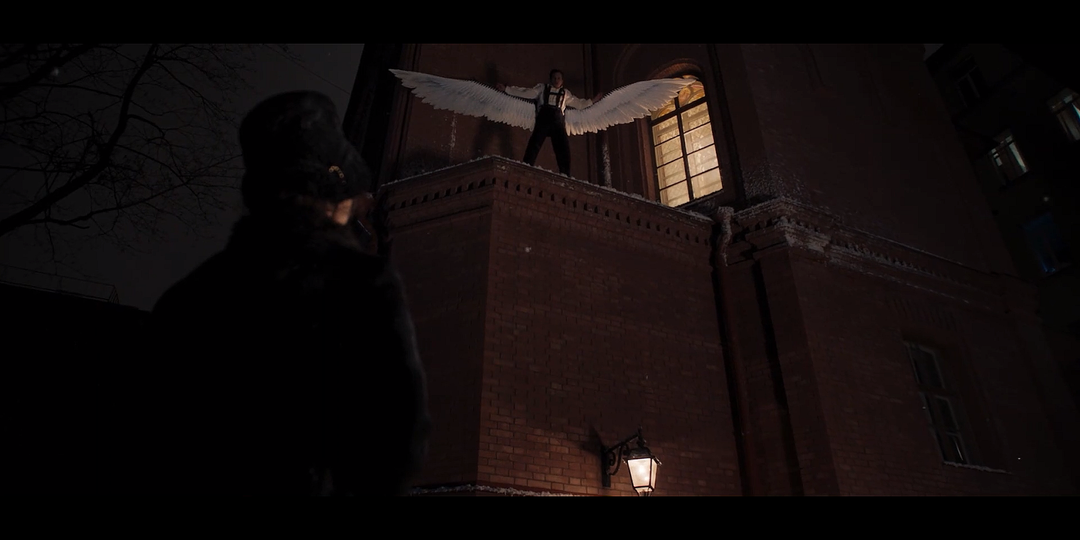 Авиатор (2025) С водой выплеснули все, со всех сторон.