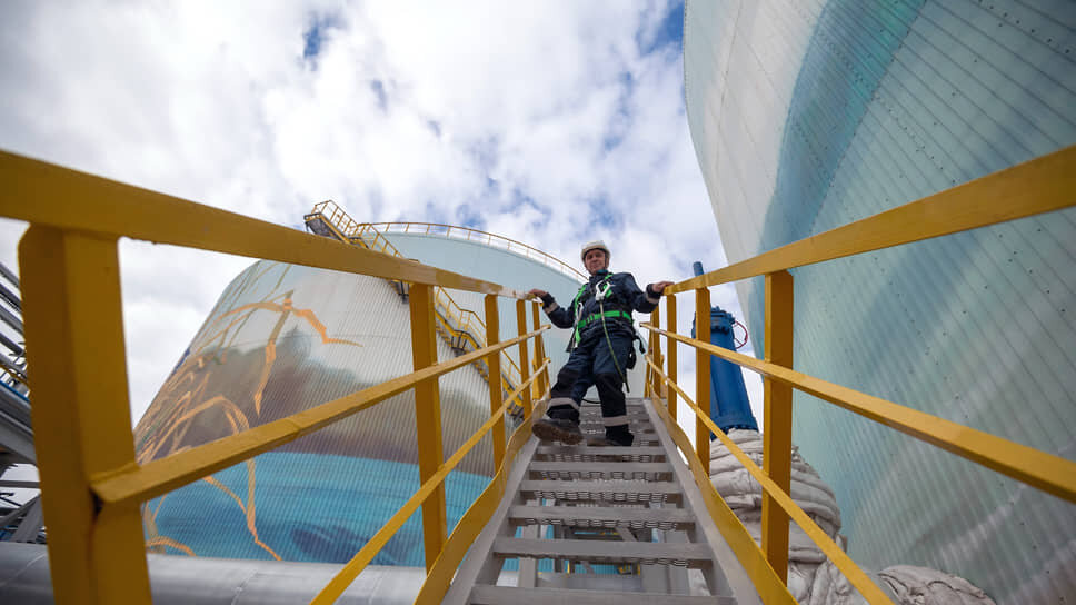 Завод «Нижнекамскнефтехим».📷Фото: Артемий Шуматов / Коммерсантъ