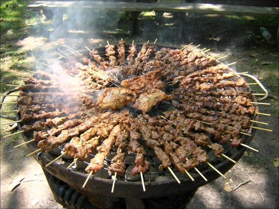 Шашлыка много не бывает :)