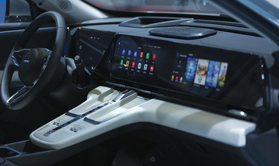 Мультимедиа в китайцах - тормозит и глючит. Можно ли перепрошить мозги или лечить только заменой.