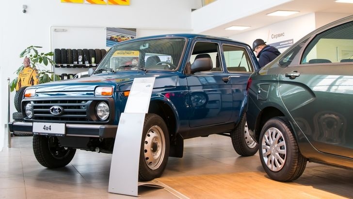    Новый коммерческий фургон SKM M7 с задним приводом на производственной линии завода АвтоВАЗ