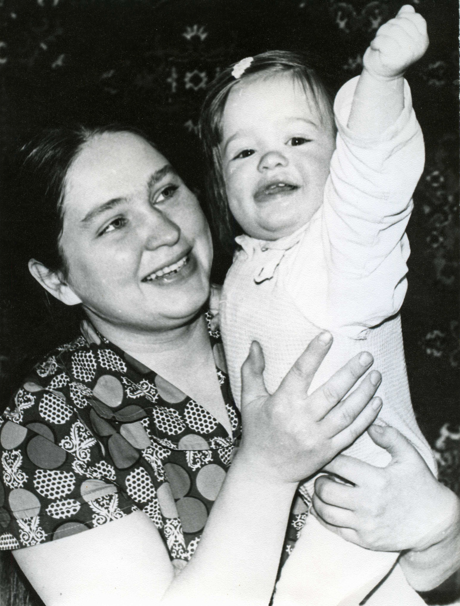 "Дочь и внучка", 1978 год. Фото: В.Скворцов.