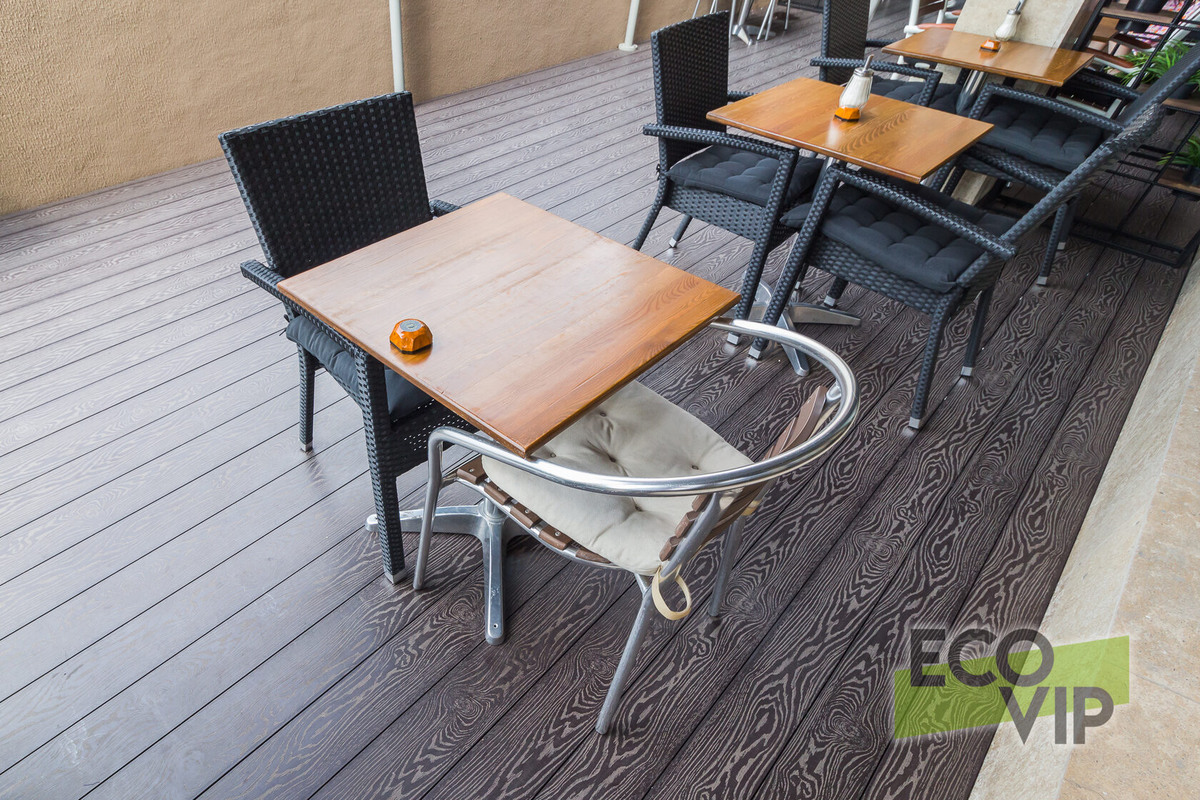 Террасная доска ДПК в кафе