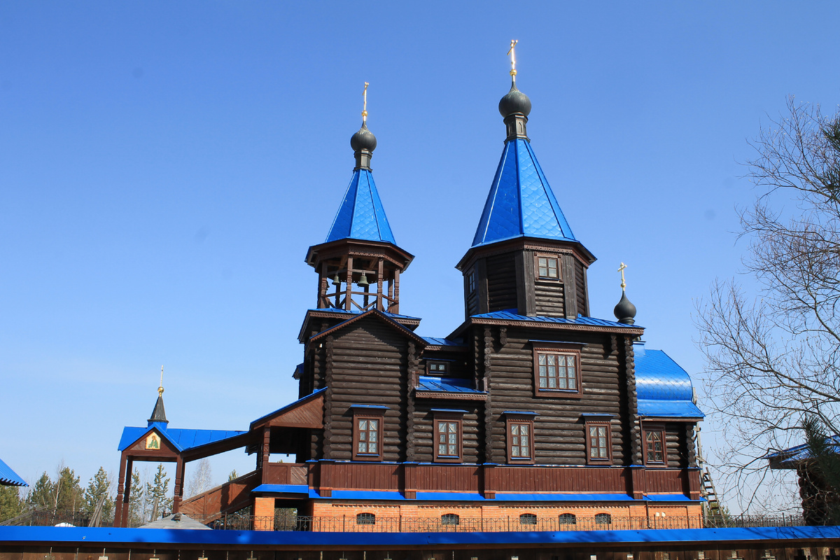 Церковь Жён-Мироносиц в деревне Крутово.