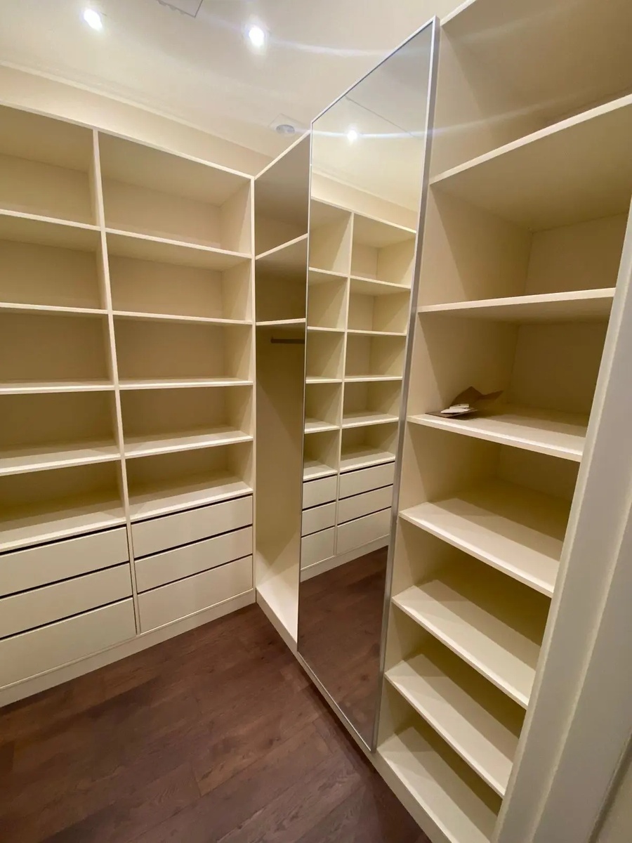 Гардеробная из ЛДСП. Фасады ЛДСП. Фото нашей работы.