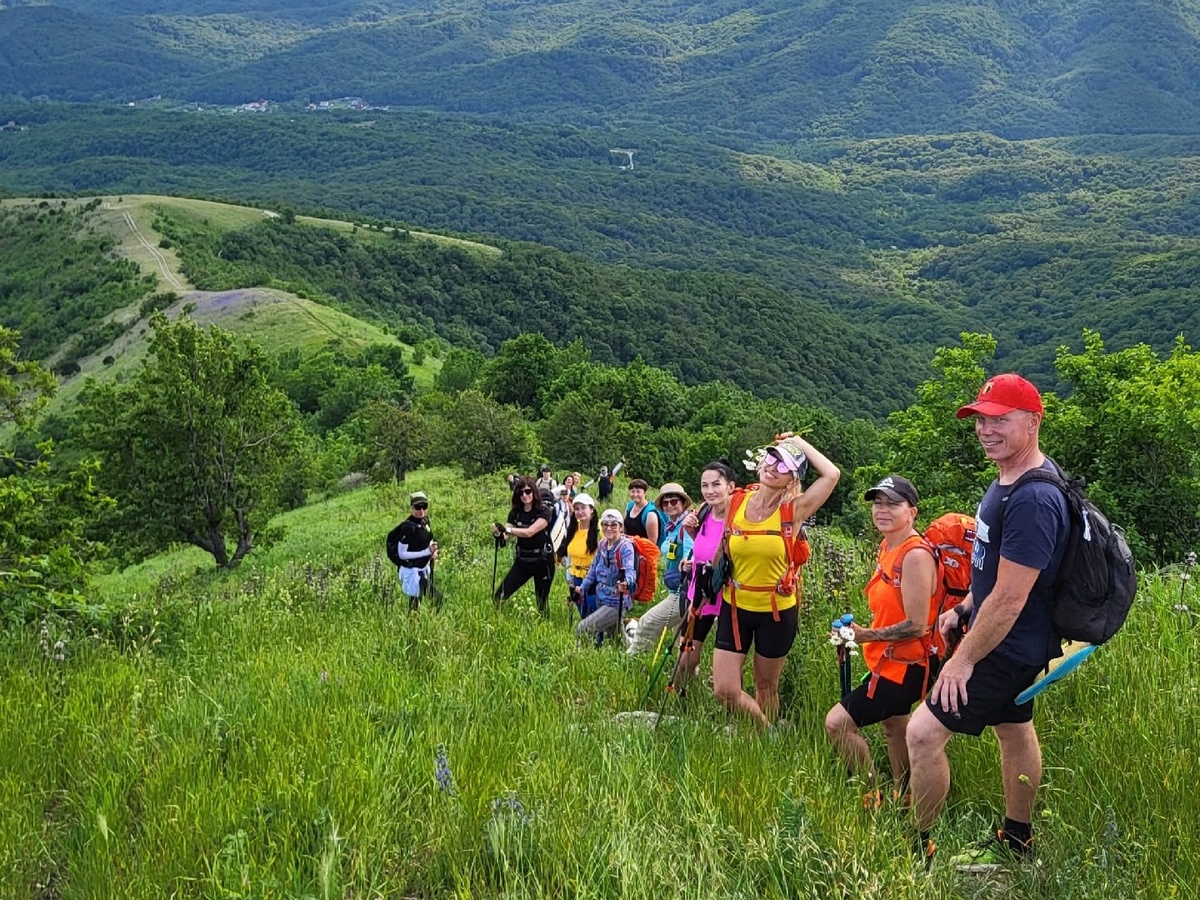 Вид с горы Острая, май 2025 г.