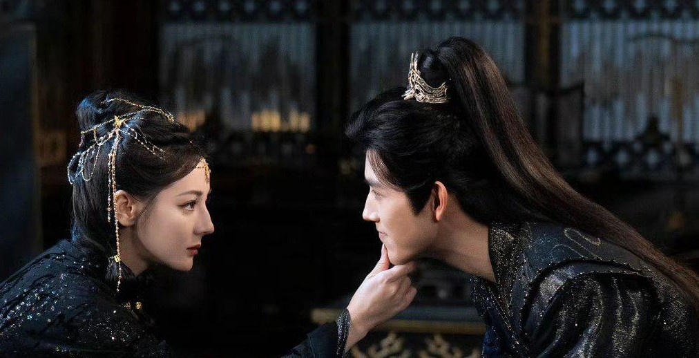 Кадр из дорамы "Любовь за гранью смерти"