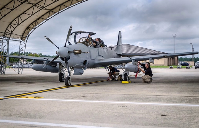 Тукано – олдскульный турбовинтовой штурмовик из Бразилии