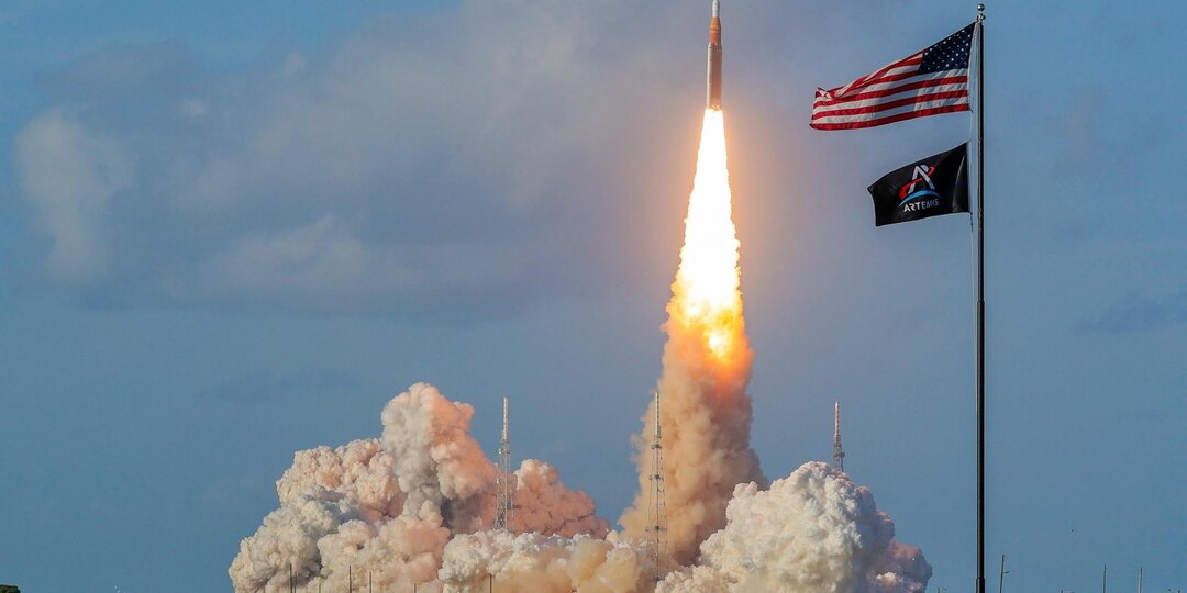 NASA отправило к Луне корабль «Орион» с участниками миссии «Артемида-2»