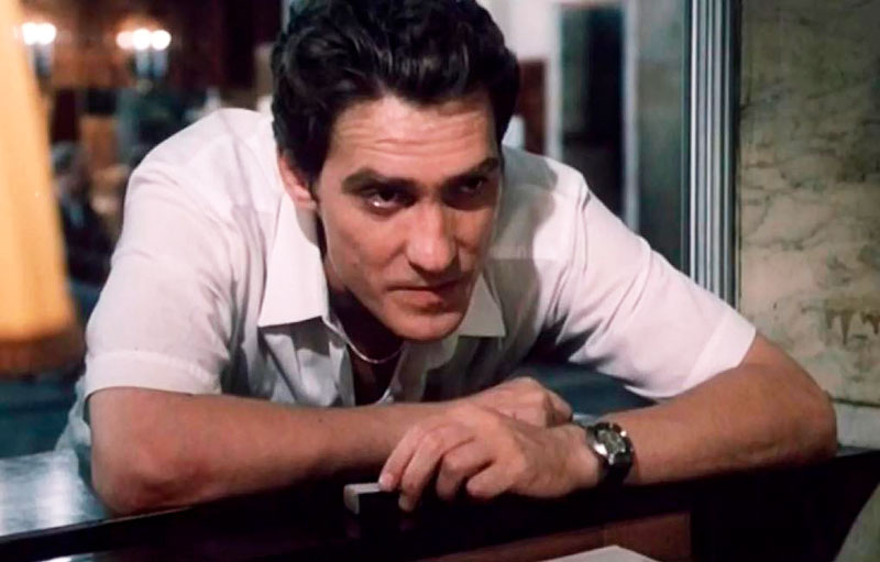 Ему отказали во всех театральных вузах и шёпотом сказали, что лучше бы он выбрал себе другую стезю