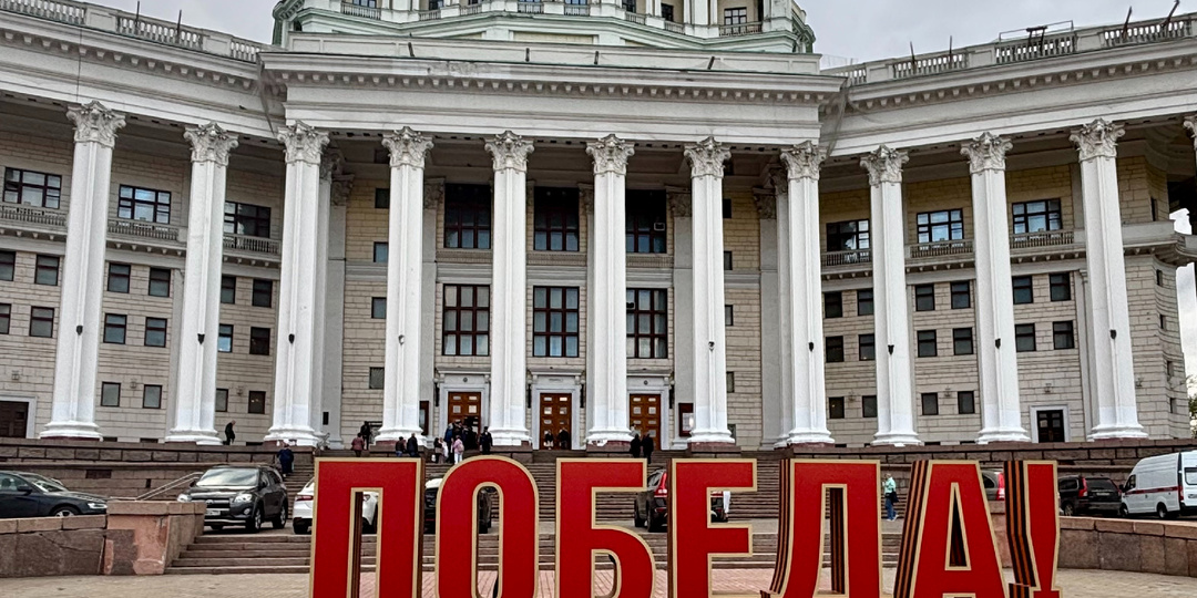 Звезда, которая дышит: правда и мифы Центрального академического театра Российской Армии.