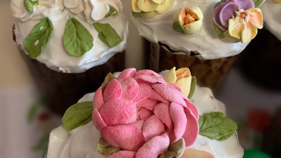 Идеальная глазурь на куличи без белков - всегда удается и застывает за час. Подарили рецепт: не крошится при нарезке, пластичная, вкусная