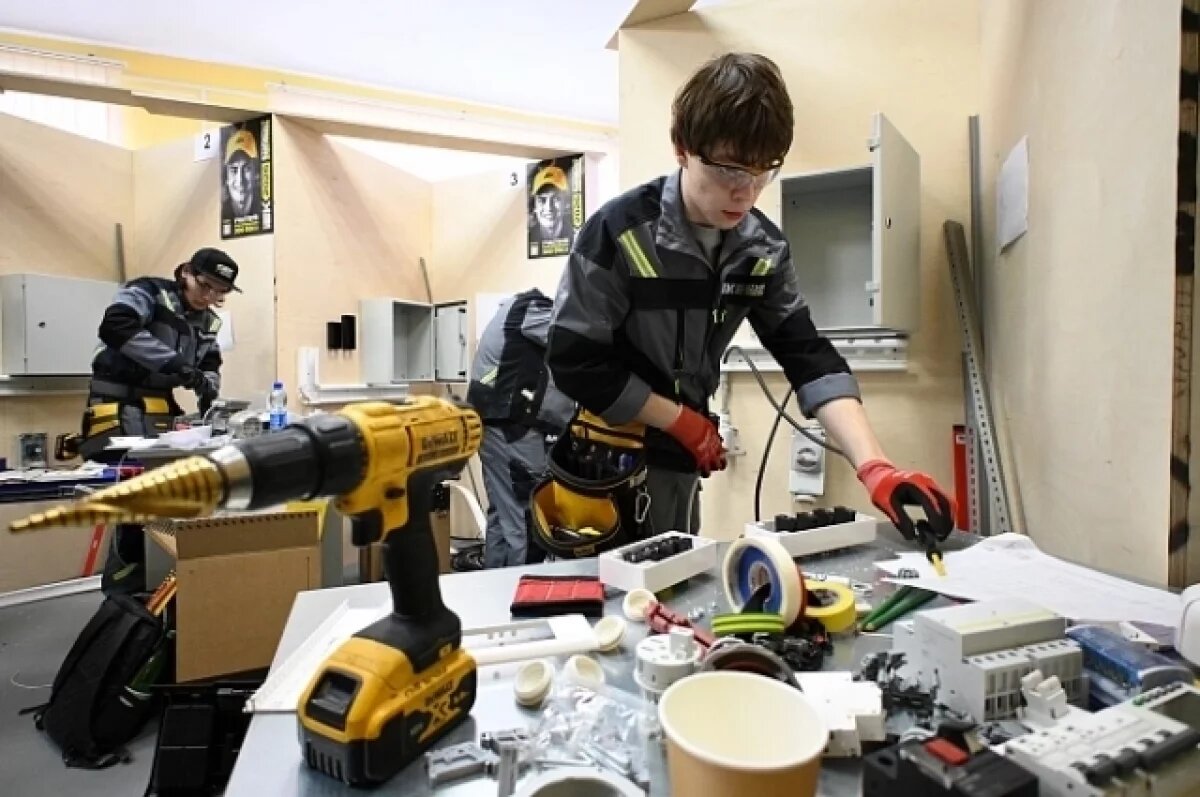    В Тульской области впервые прошел Открытый чемпионат электриков