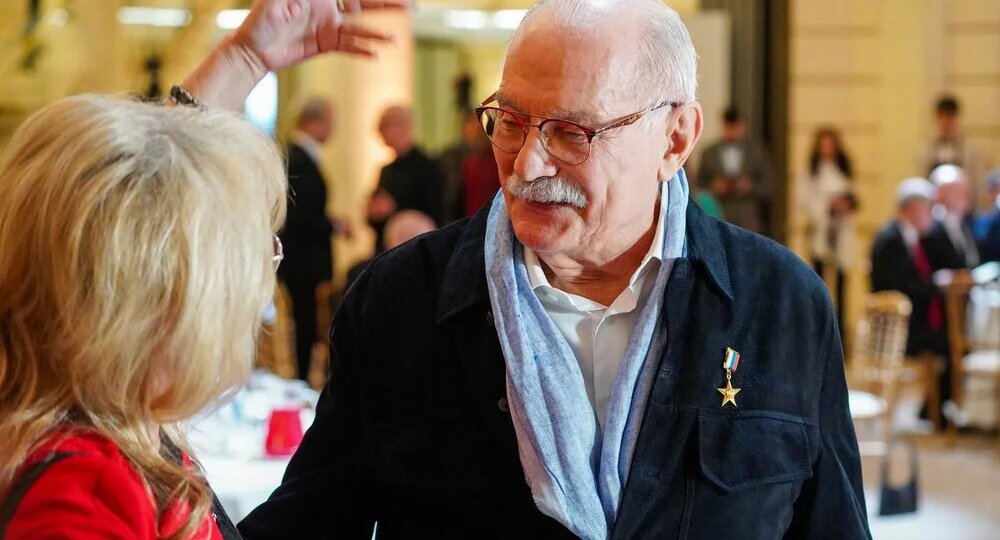 Едва чиновники отчитались, Михалков нанёс и свой удар