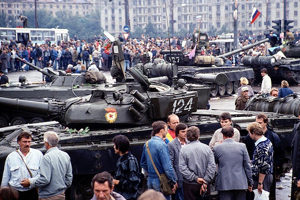Танки в Москве 1991 года