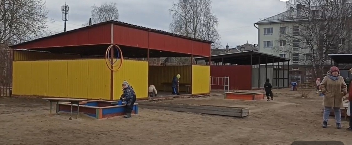    скриншот видео со страницы Надежды Дрейзис