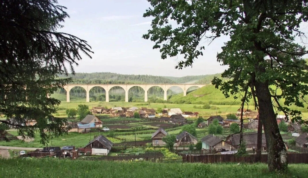 Виадук в поселке Пудлинговом – уникальный железнодорожный мост 1916 года постройки. Фото: Варвара Павлова