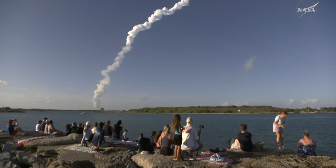 Вторая "Лунная Афера" НАСА началась? Artemis II улетела к Луне. Или типа к Луне?