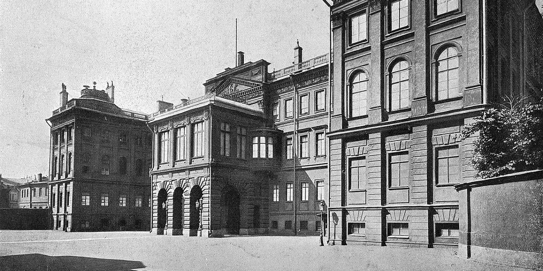 Чёрный бал в Петербурге