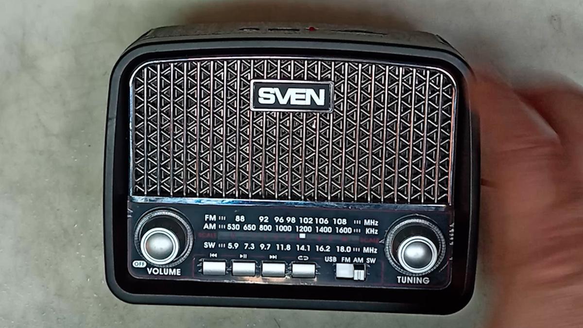 Радиоприемник Sven SRP-555