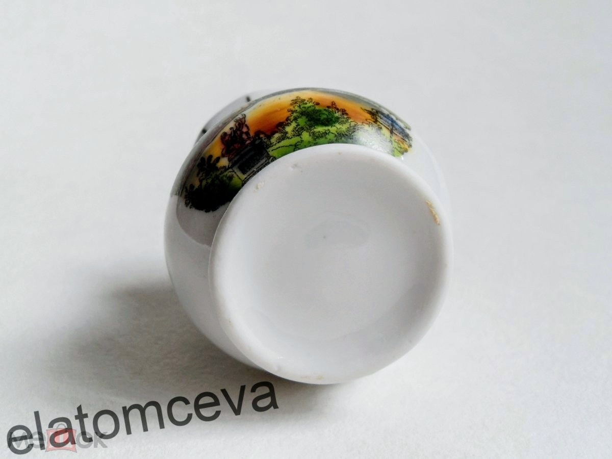 на донце тоже ничего