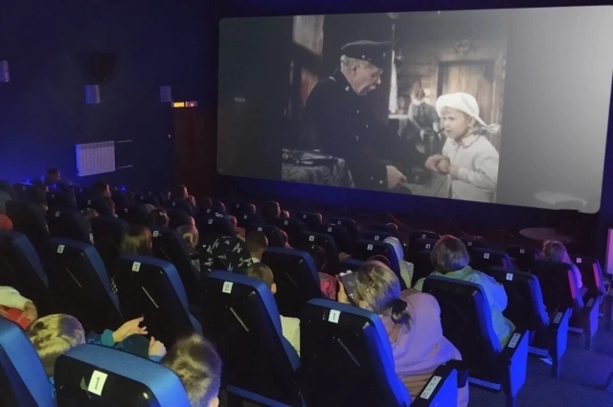    Киномарафон «Победный марш» пройдет на 50 площадках Свердловской области