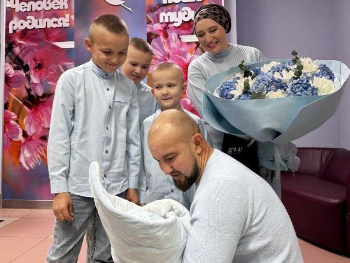 Пятеро сыновей — это тяжело? Реальная история семьи из Татарстана