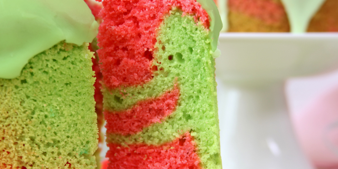 Пасхальные новинки от «С. Пудовъ»: куличи и глазури для праздничного стола