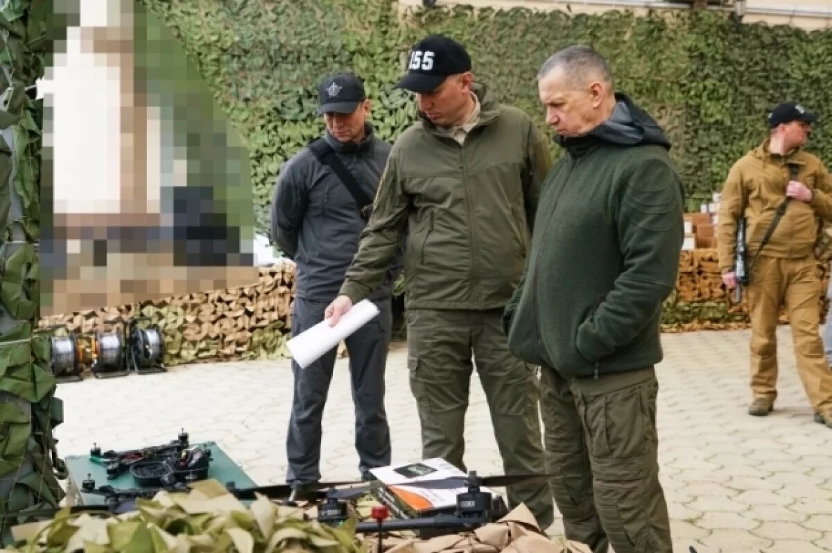    Трутнев передал 500 FPV-дронов забайкальского конструкторского бюро на СВО