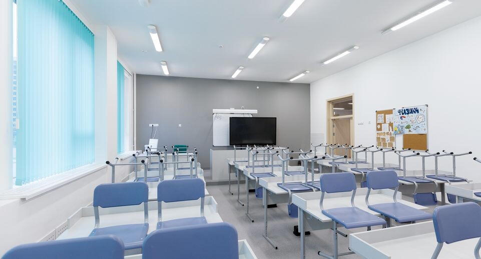    Учебный класс в новой школе на 1050 учеников ЖК «Новое Пушкино» / Медиасток.рф